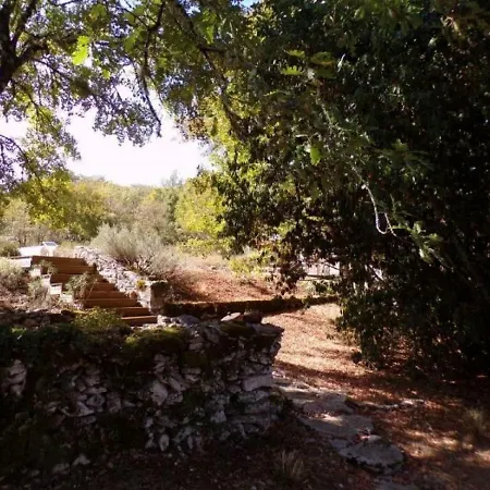House La Garenne Mejere 2 *